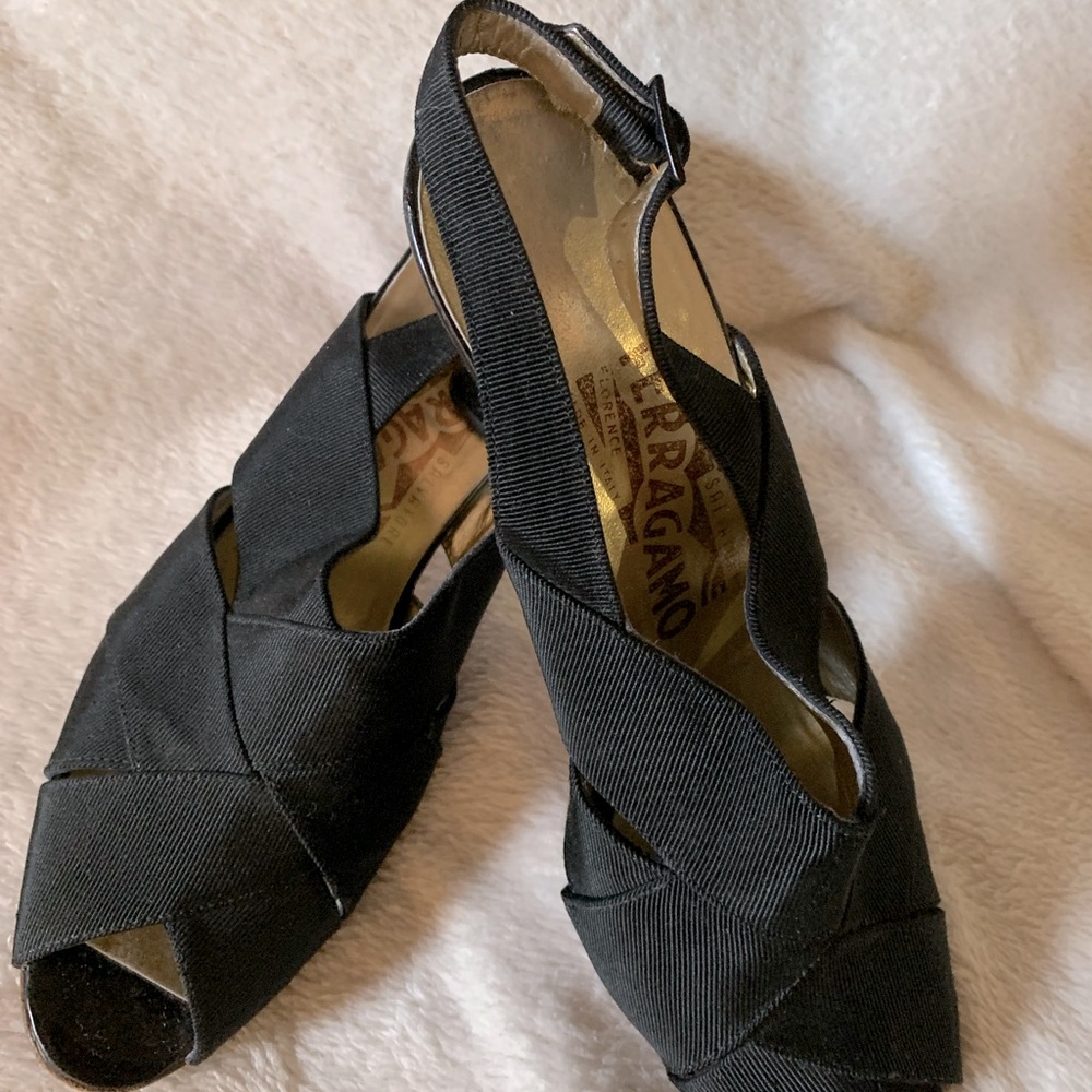 Vintage Salvatore Ferragamo Slingback